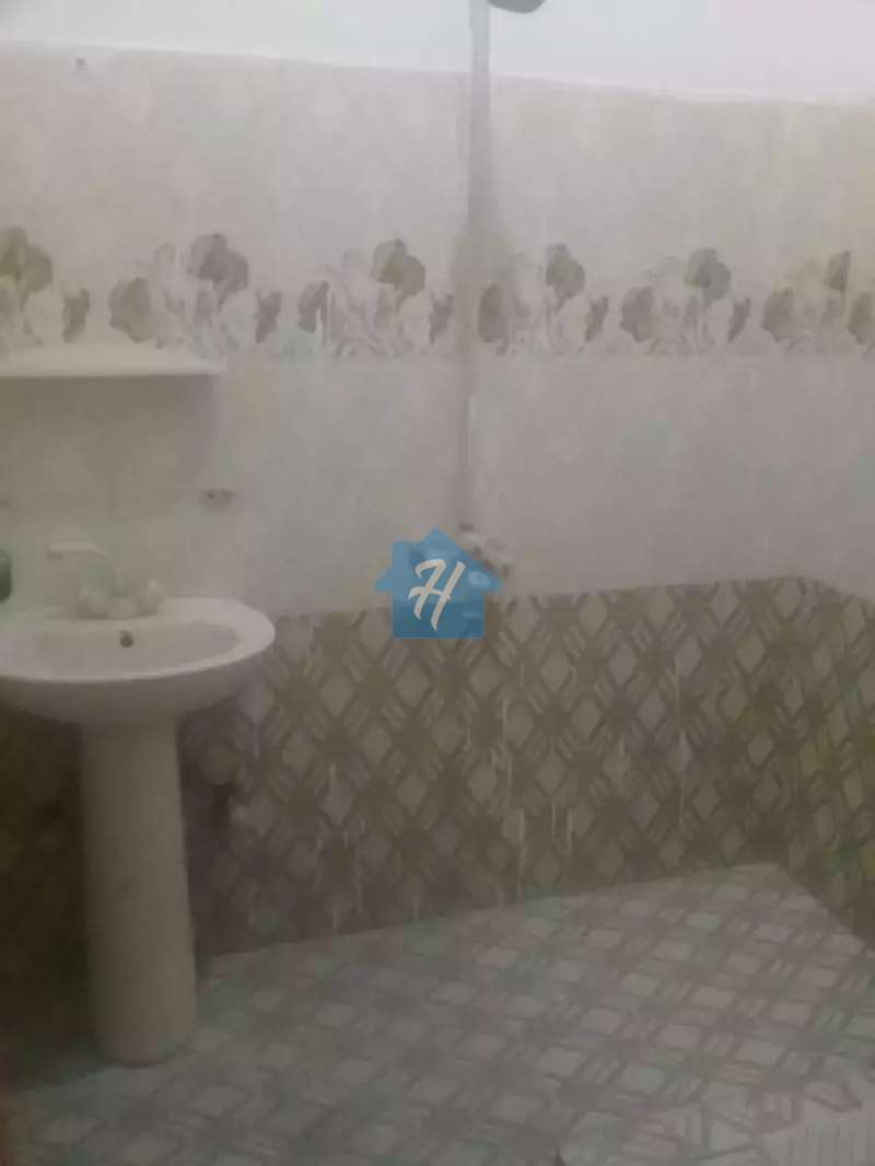 3 Marla, 3 Bedroom in Johar Town Cheap Rent