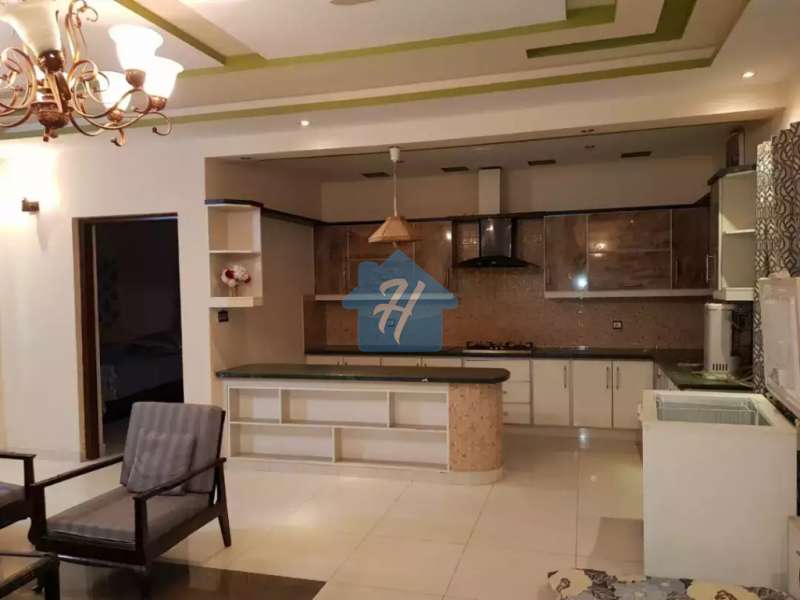 10 Marla Semi Furnished House For rent in Bahria Town Lahore