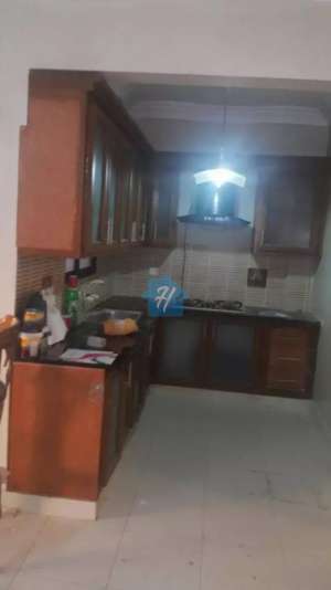 URGENT sale 4 bed dd with lift car parking