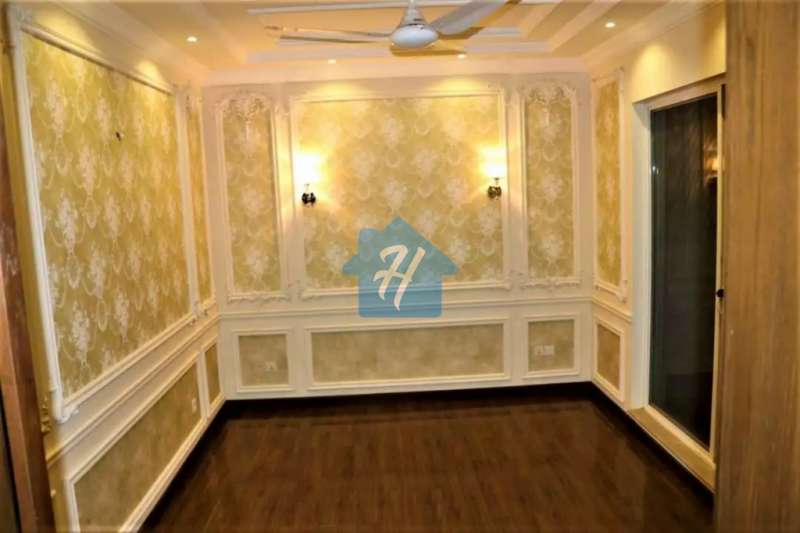 10 Marla Faisal Rasoll Victoria Design Bungalow Corner Facing 2 Kanal.