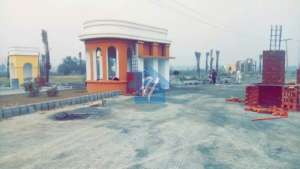 3 MARLA PLOT ON INSTALLMENT IN TULIP GARDEN FEROZPUR ROAD NEAR EMC