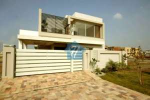 Mazhar Munir Design 10 Marla Brand New Bungalow