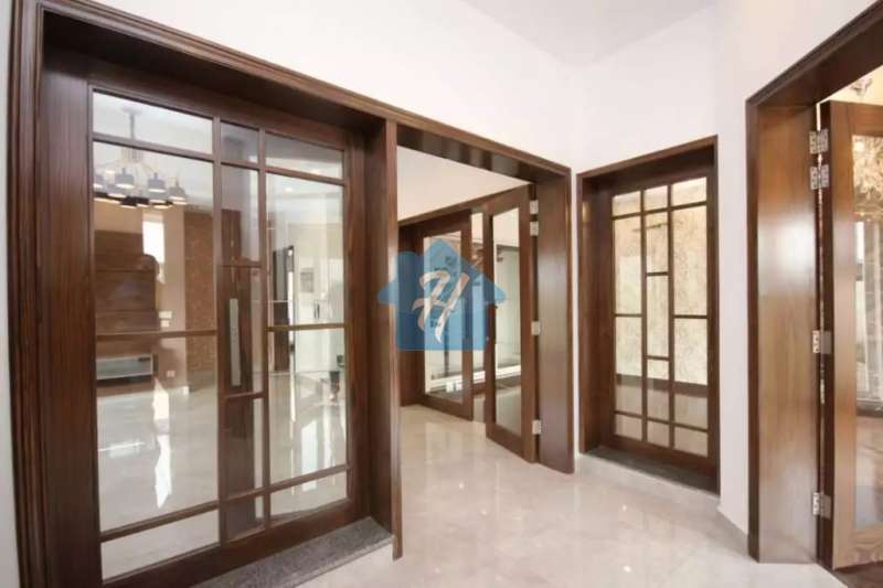 Mazhar Munir Design 10 Marla Brand New Bungalow