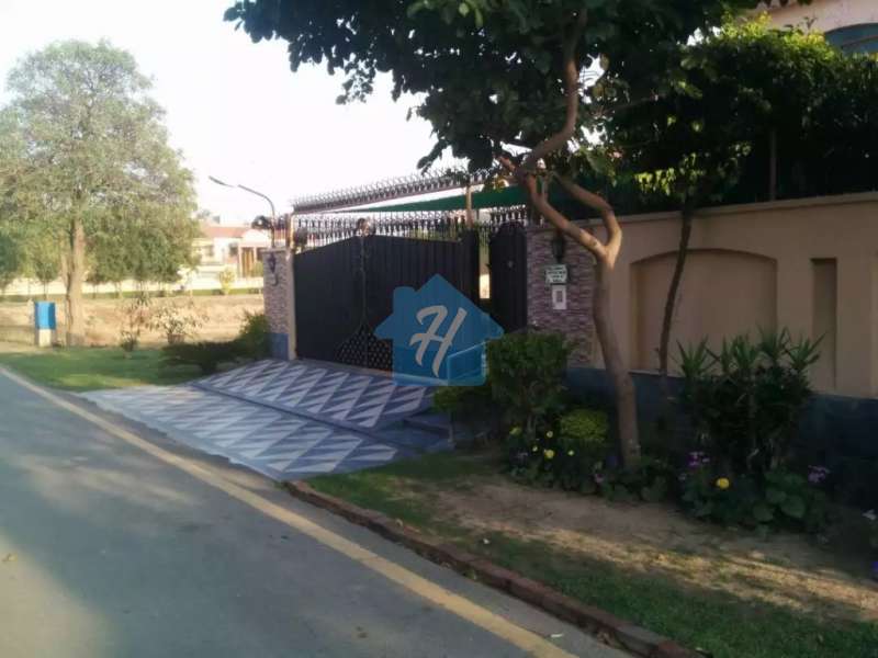 2 Kanal House for Sale in DHA Phase 8