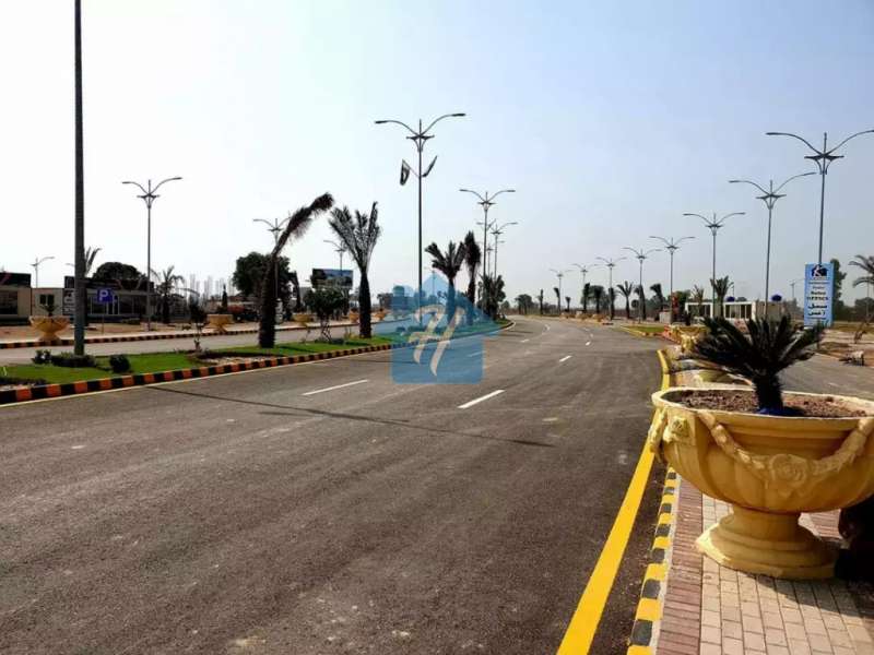 Al JALIL GARDEN 5 Marla plot Near from Omega, Al Rehman Garden