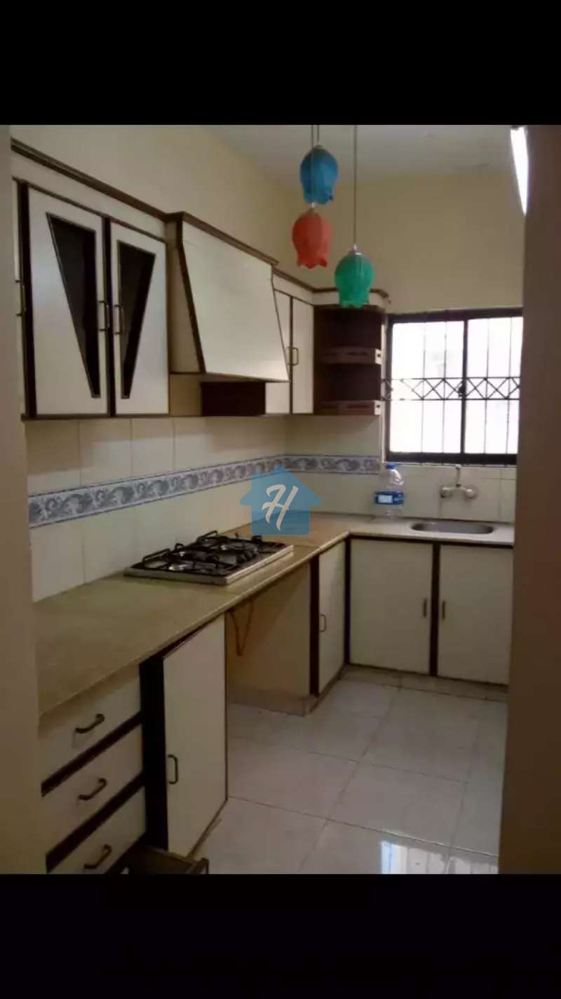 Appartment sale 2 Bed 2nd Floor 950 sqft well maintained