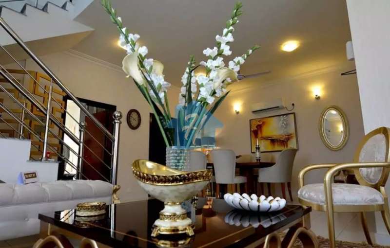 200 Yard Villa In Precinct # 11-A