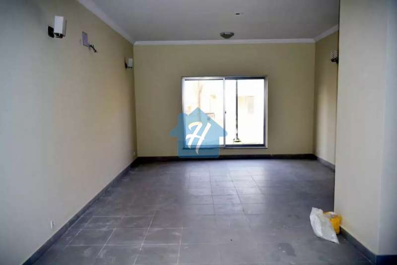 200 Yard Villa In Precinct # 11-A