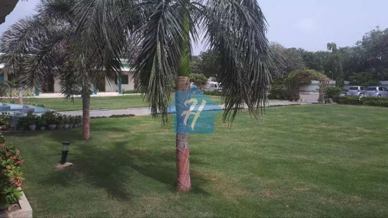 400 Yard Plot Saadi Town Block 3 in Vip Belt Near Malir Cantt