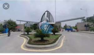 5 marla house for sale in awami villas