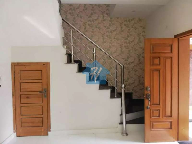 5 Marla house Available For Rent In Bahria town