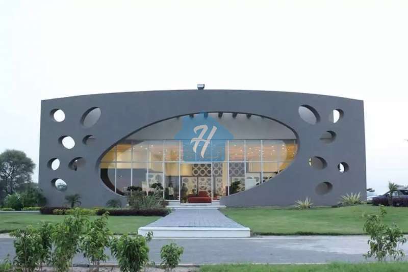 Good News now u can Purchase Plot in New Lahore City at 295000 only