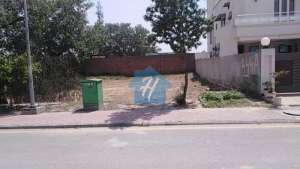 18 Marla Facing Park Plot Overseas A Block - Bahria Town Lahore