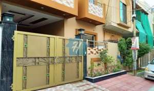 JOHAR TOWN 5 MARLA DOUBLE STORY HOUSE 625 BLOCK J2 NEAR MACDONALDS