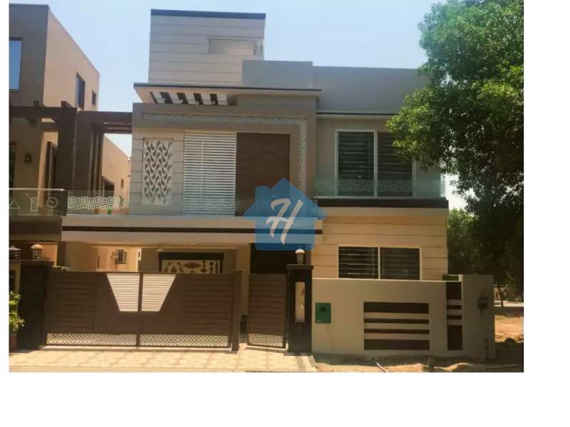 10 Marla Brand New House Bahria Town