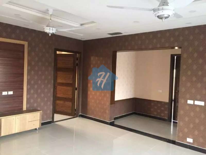 1 Kanal Brand New House For Sale In Babar Block Bahria Town Lahore