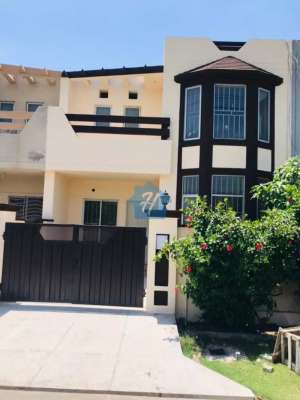 5 Marla Beautifull H...