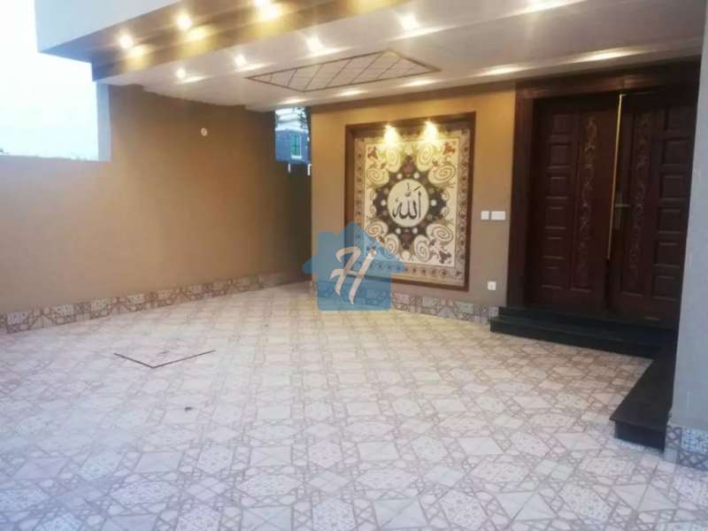 Brand New 10 Marla House DD Block Sector DD Block Town Lahore