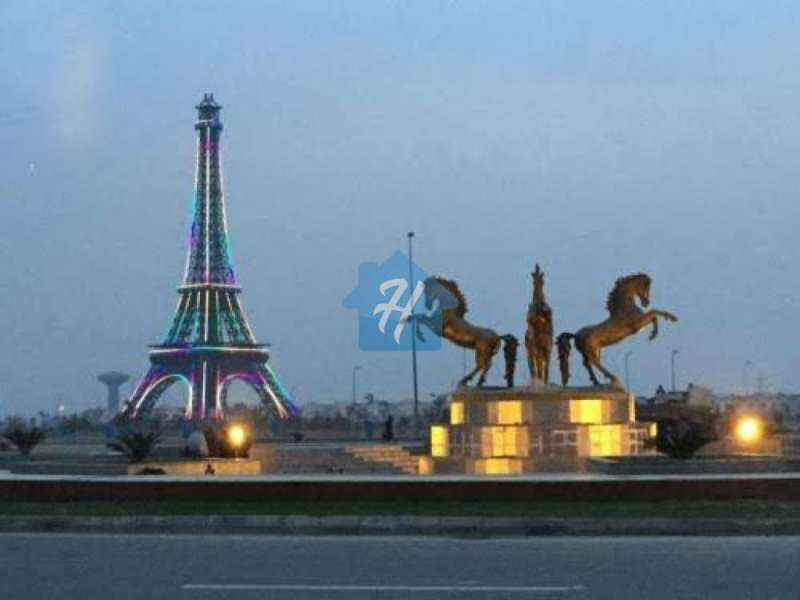 10 Marla Plot For Sale InTalha Block Bahria Town Lahore