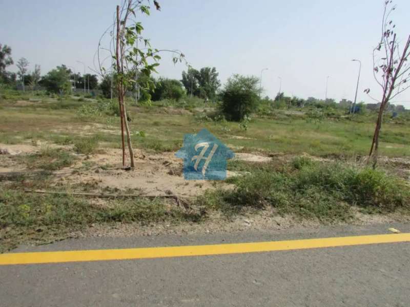 5 Marla plot for sale in 9 Town DHA Lahore