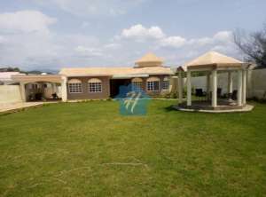 5 KANAL FARMHOUSE ON SIMLY DAM ROAD