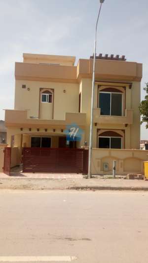 5 years Installment of 2, 3, 4 Bedrooms Apartments in Bahria Town